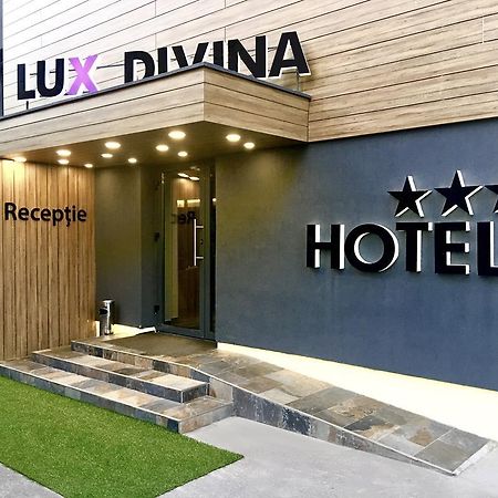 Hotel Lux Divina Brasov Luaran gambar