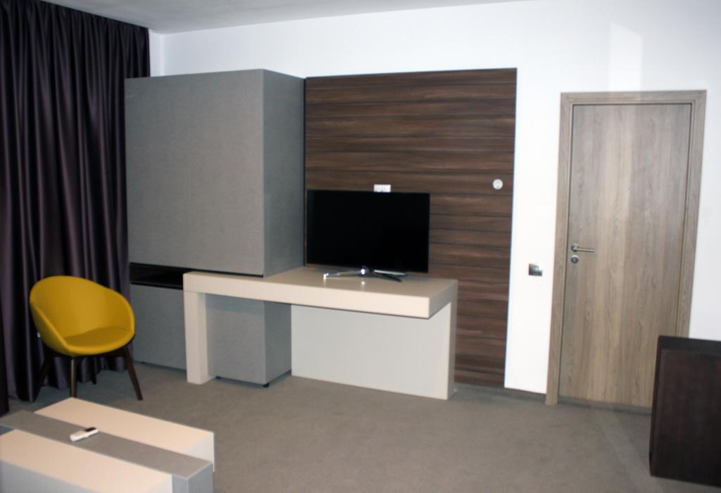 Hotel Lux Divina Brasov Luaran gambar