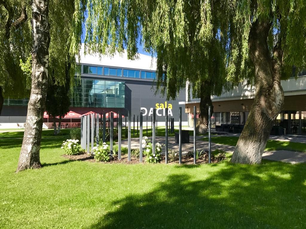 Hotel Lux Divina Brasov Luaran gambar