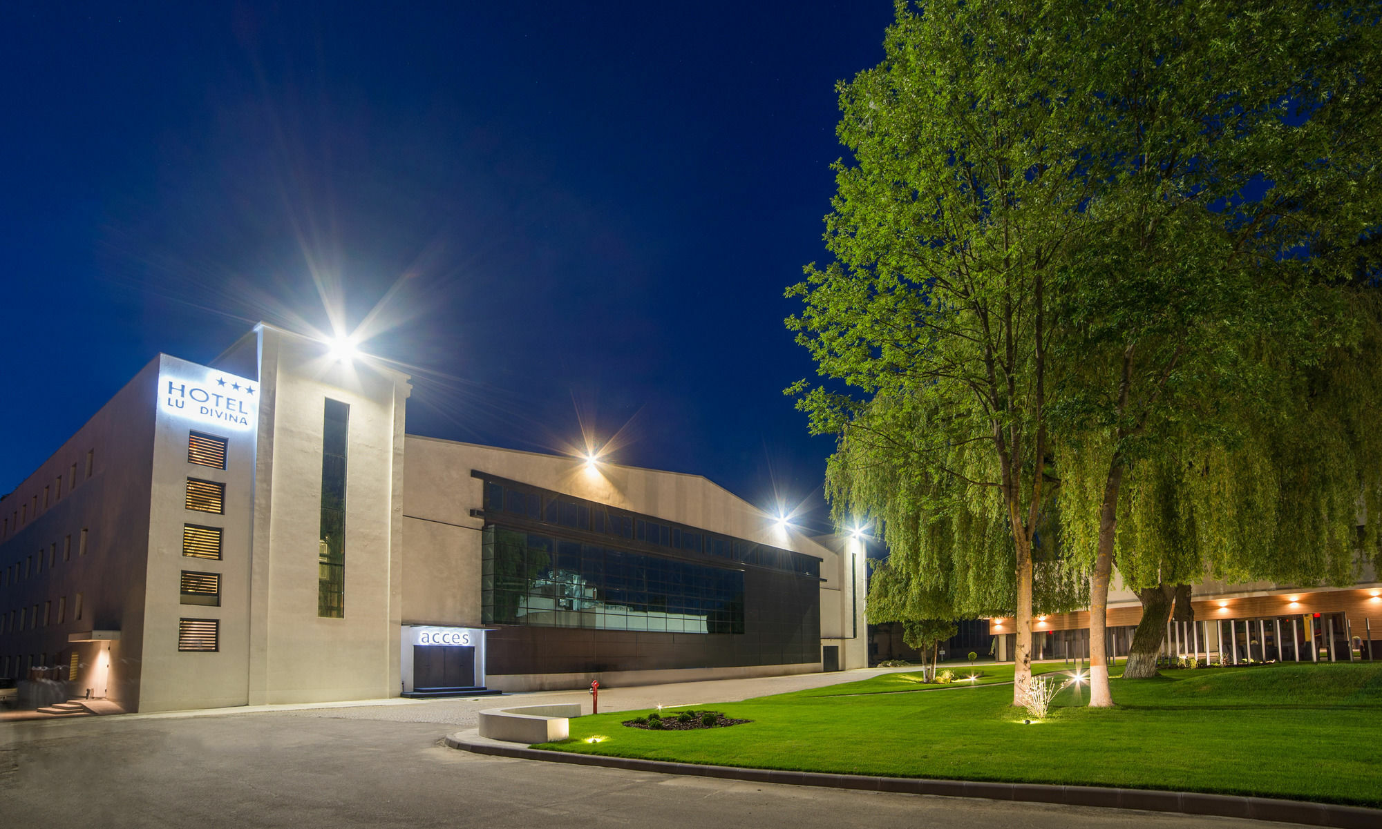 Hotel Lux Divina Brasov Luaran gambar